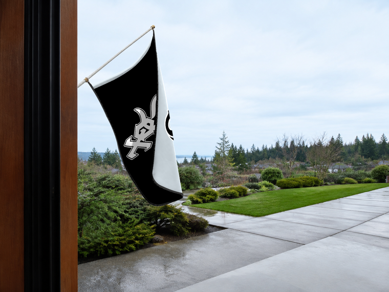 Chicago White Sox Authentic Gameday Flag — approved one-scene environment view — EXO R89 — item_id=mlb-chicago-white-sox — source_sha256=62d1ab33fa62e85227e8f3e7f258948d5769cc00aa7f748a187010c6f25ca48a