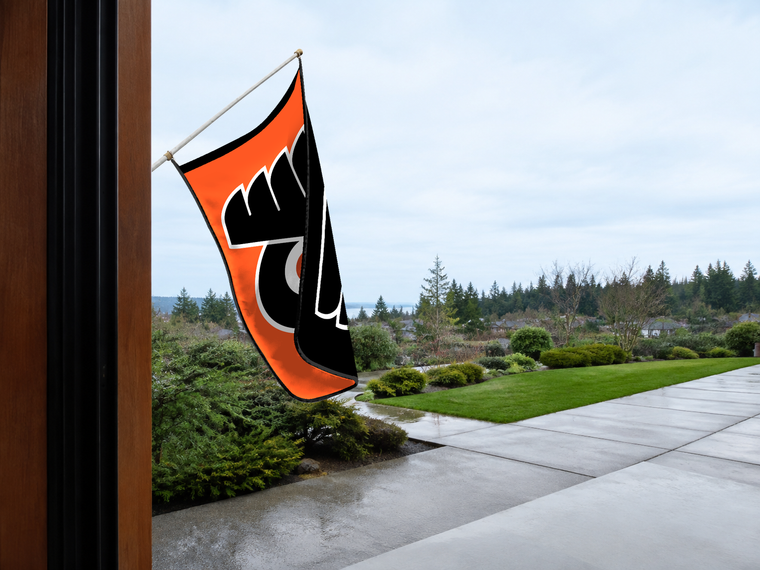 Philadelphia Flyers Authentic Gameday Flag — approved one-scene environment view — EXO R89 — item_id=nhl-philadelphia-flyers — source_sha256=5a380ed3fcb8bcf22217fccd584ef6337c9bfcceac1177dee82688b19fffaa8f