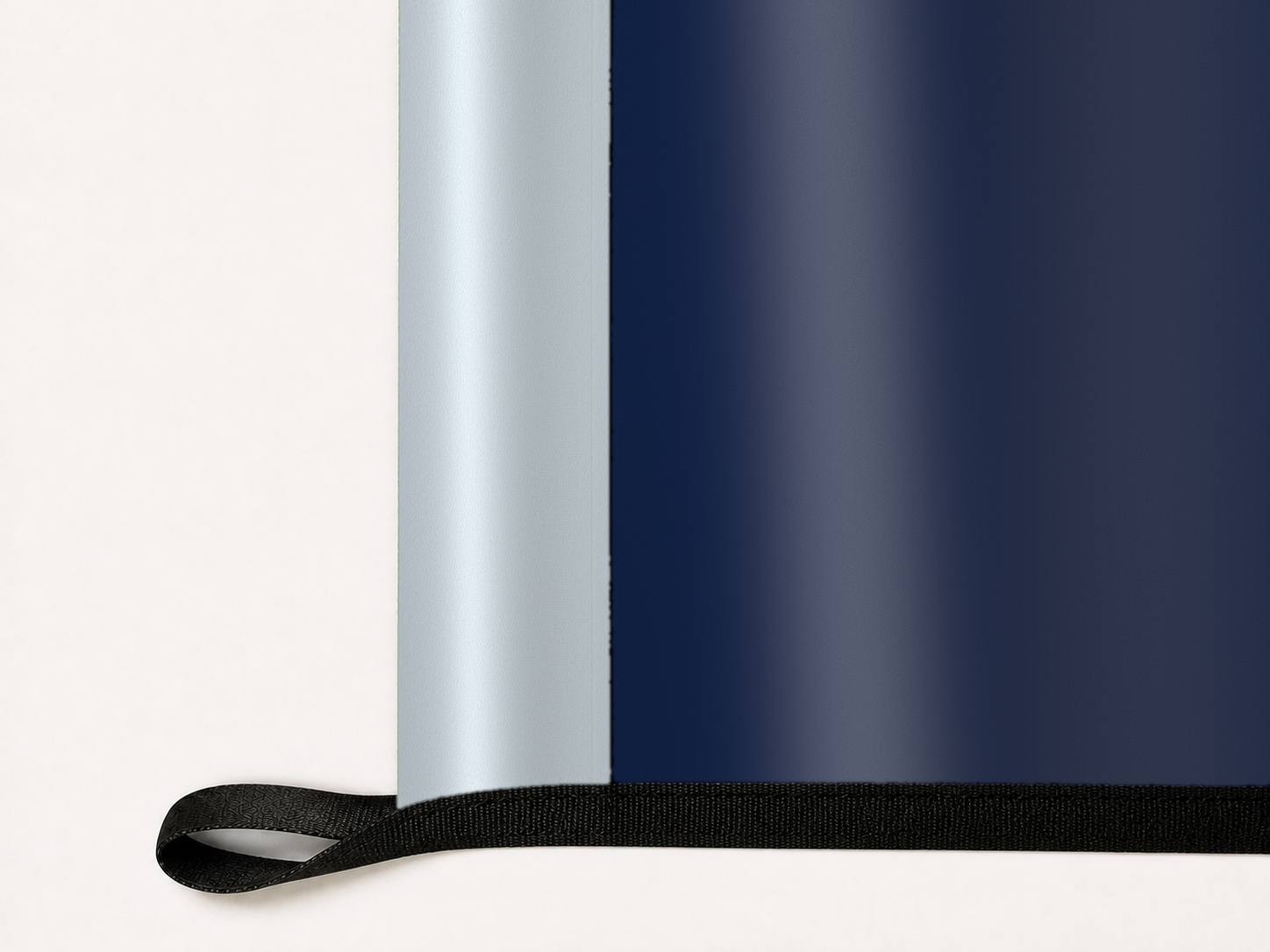 New York Yankees Authentic Gameday Flag underside and personalization construction view — continuous restrained woven-satin New York Yankees Accent header, textured New York Yankees Primary face, lower black loop and perimeter webbing — source_sha256=9ecc8583be08ff6d610f943b4479c911b873d8a274995d40cfdf49228f95c46d