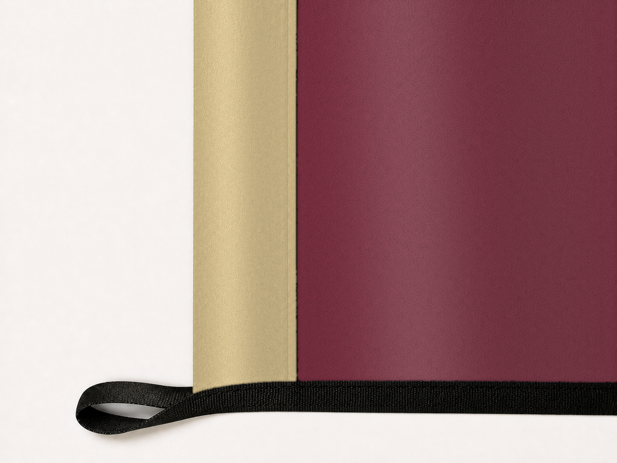 Florida State Seminoles Authentic Gameday Flag underside and personalization construction view — continuous restrained woven-satin Florida State Seminoles Accent header, textured Florida State Seminoles Primary face, lower black loop and perimeter webbing — source_sha256=ed6cfeac971cf89c97be317eaf5ba10ff420d5bda7c99e8ee2329c8cf3c8c185