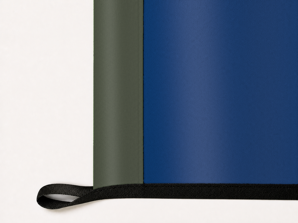 North Dakota State Flag Authentic Gameday Flag underside and personalization construction view — continuous restrained woven-satin North Dakota State Flag Accent header, textured North Dakota State Flag Primary face, lower black loop and perimeter webbing — source_sha256=0069b1ef0b536665c2b7c5dbf9847817147aa92a0ee230f72b17f6b2f0ec978d