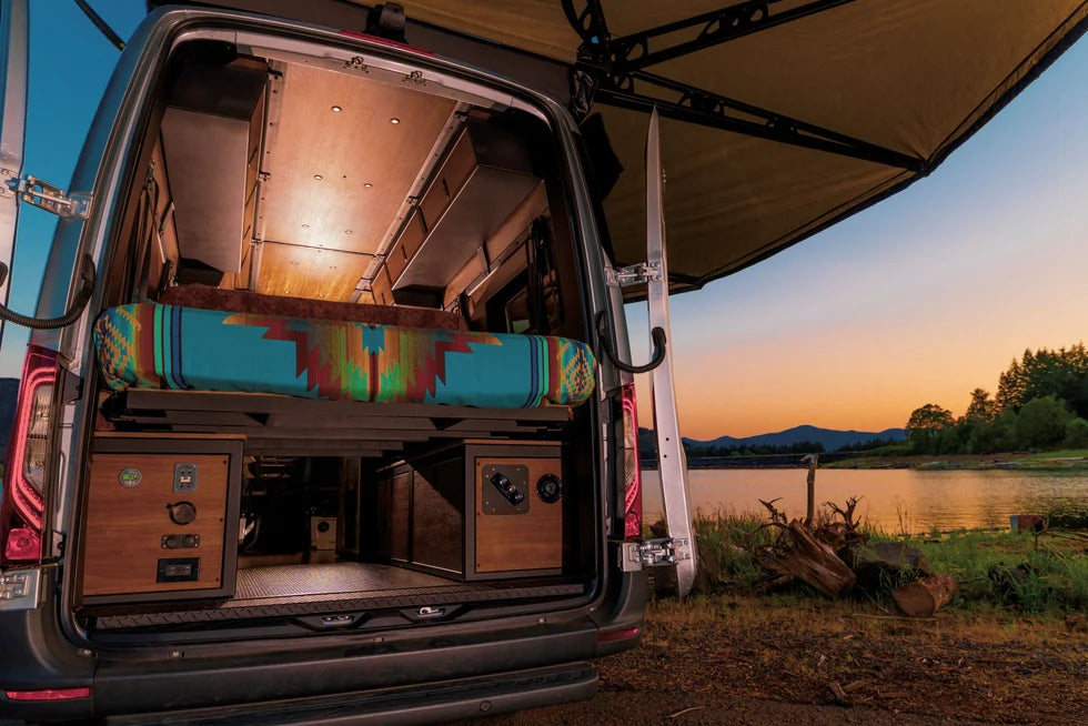 Virtus modular van kitchen and storage